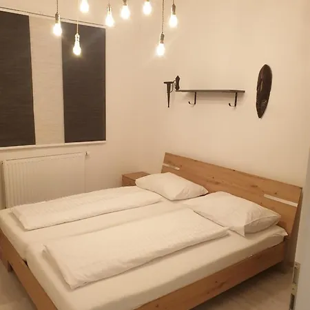 & Hofacker Apartment *